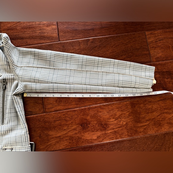 Blank NYC Grey and Cream Glen Plaid Women's Moto Jacket - Small - Like New! - Picture 10 of 10